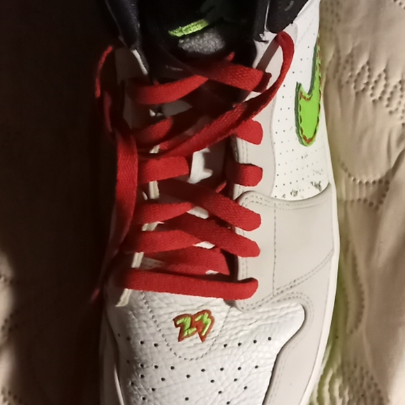 Jordan 1 mid electric green main image 4